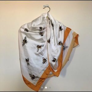 Victoria Beckham X Target bee scarf